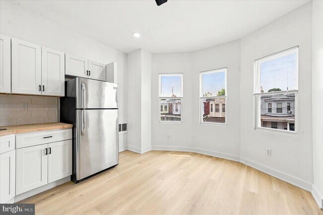 Building Photo - 4837 N 15th St