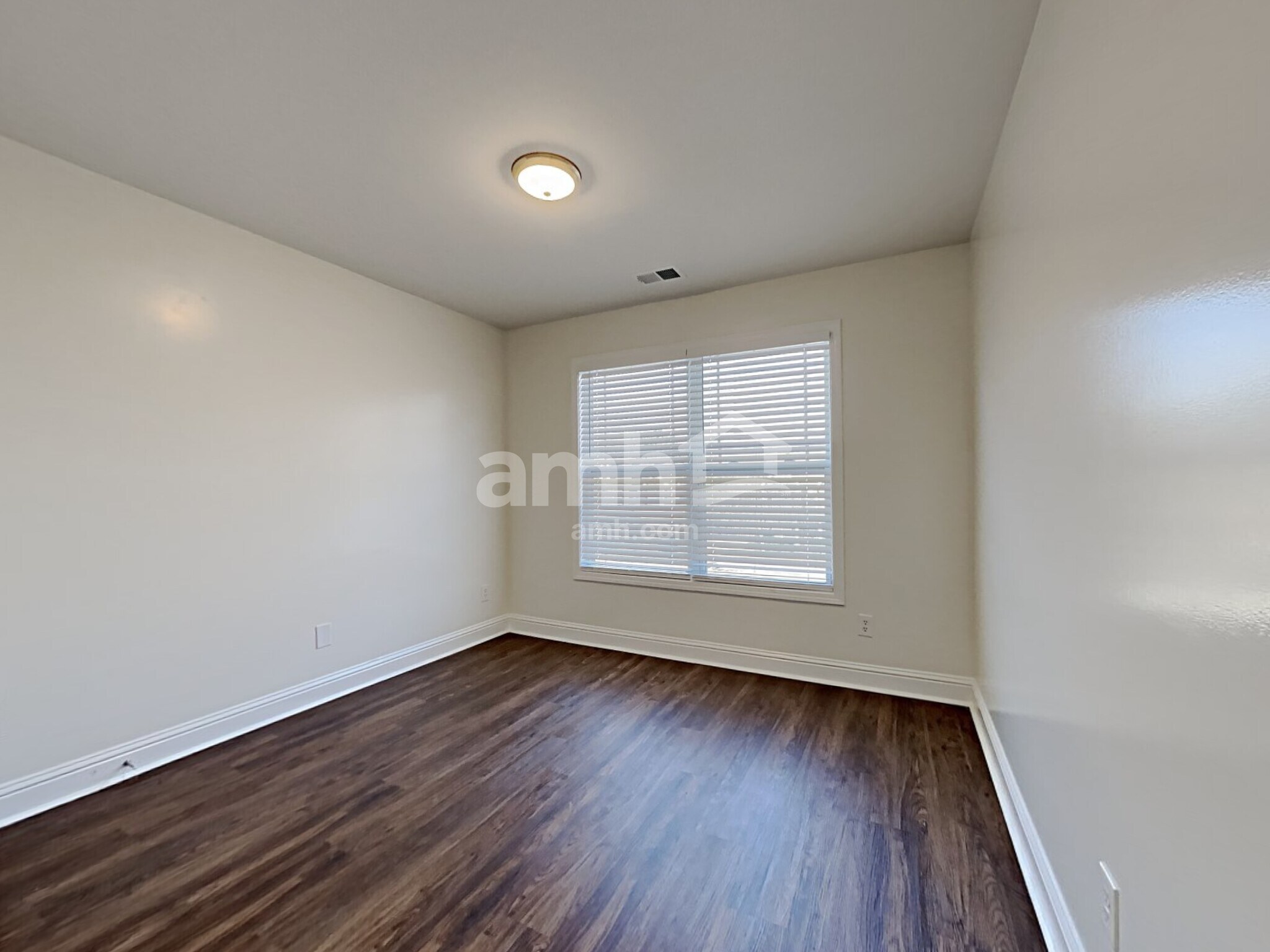 Building Photo - 1061 Arbor Grove Rd