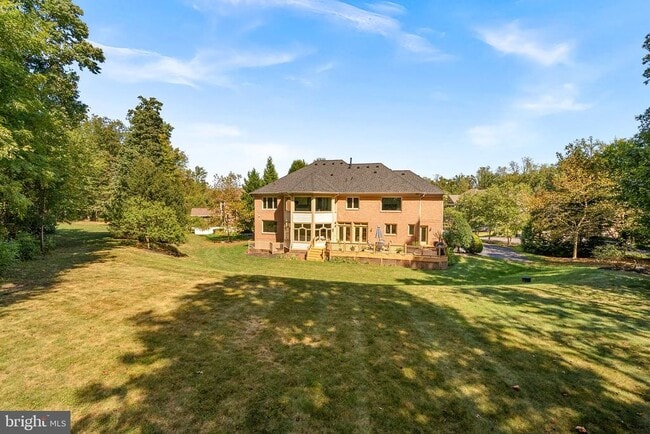 Building Photo - 20589 Myers Pl