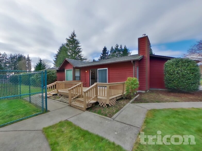 Building Photo - 5721 Arrow Ct NE