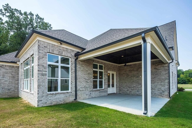 Building Photo - 5030 Jon Oak Dr