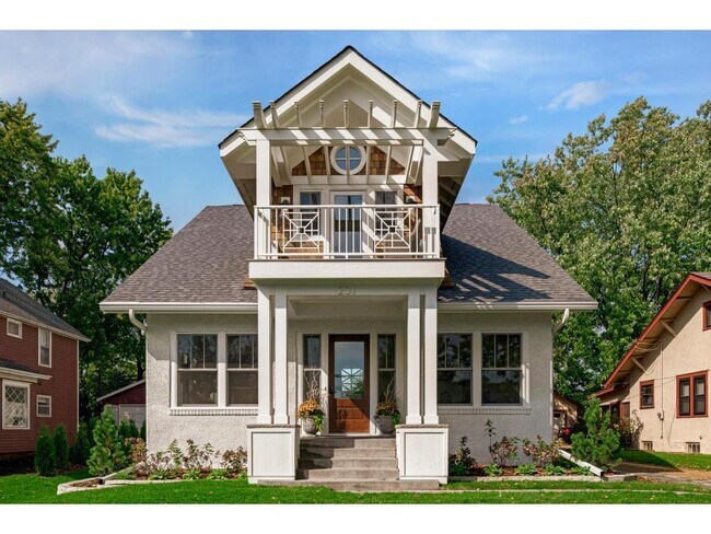 Building Photo - 231 Manitoba Ave