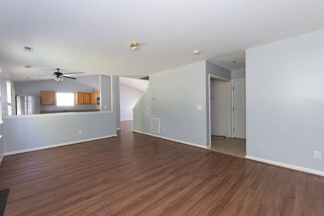 Building Photo - 304 Providence Hall Dr