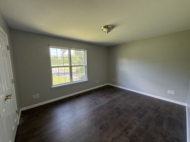Building Photo - 14261/2 Alhambra Drive Unit
