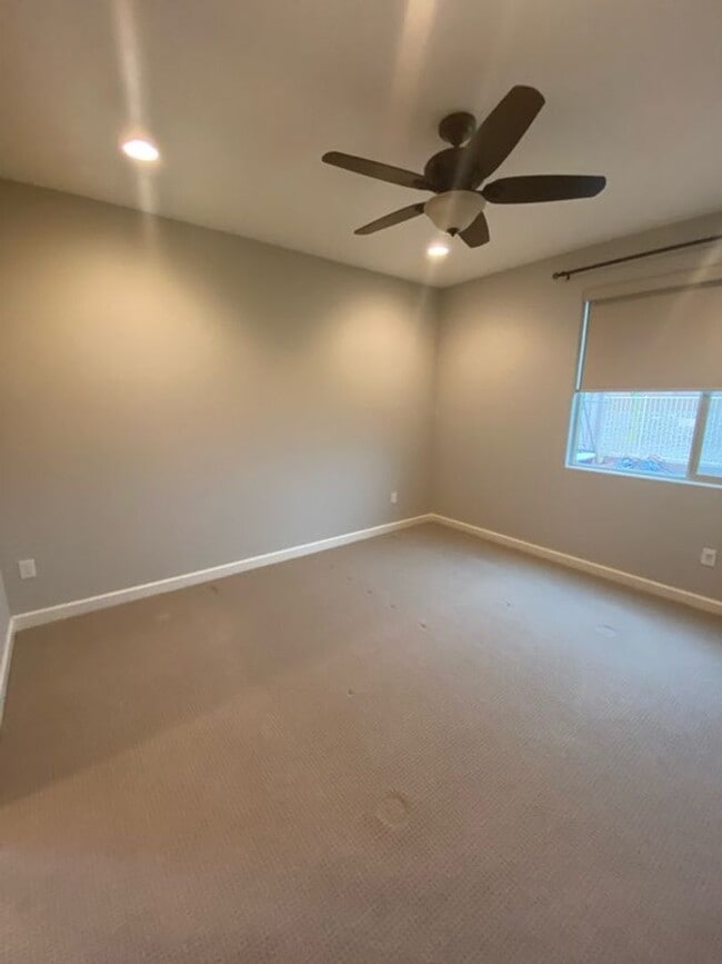 Building Photo - STUNNING NEWER HOME- GATED