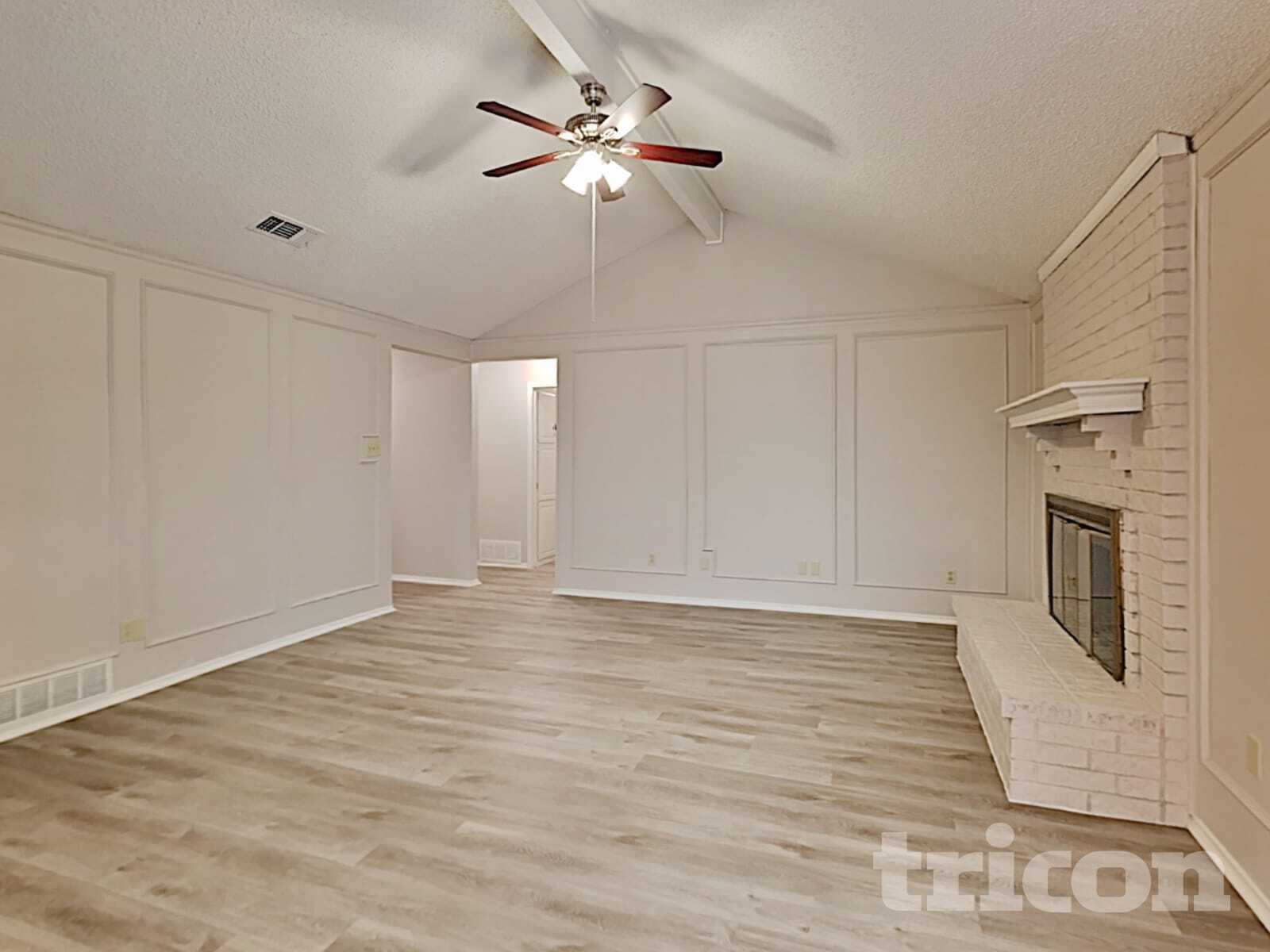 Building Photo - 802 Wind Brooke Dr
