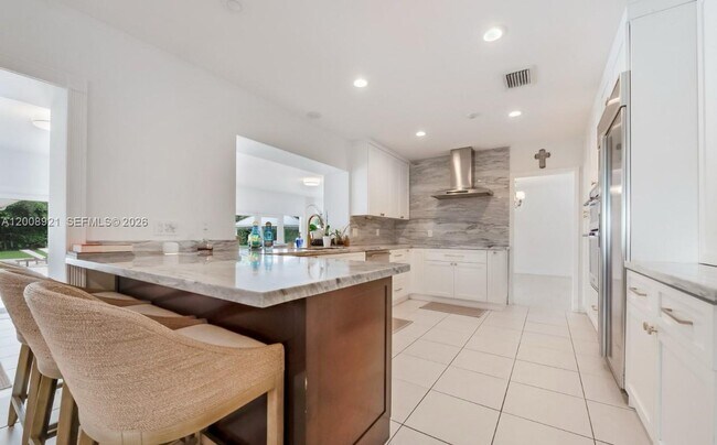 Building Photo - 6875 SW 96th St