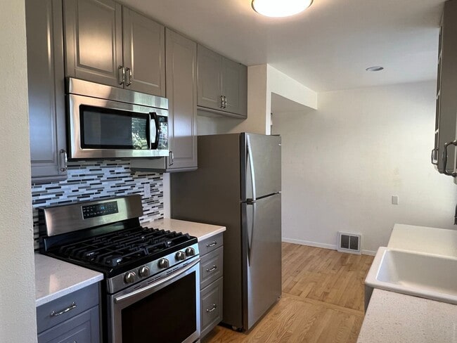 Building Photo - Bittersweet memories, Full Beautiful Remodel Highly Desired Lincoln Neighborhood