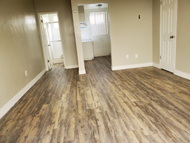 Building Photo - 1605 Lomita Blvd