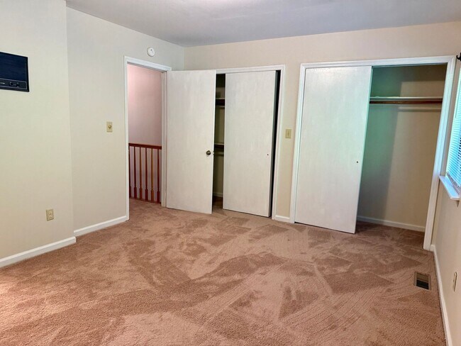 Building Photo - 3377 Kelly Ln