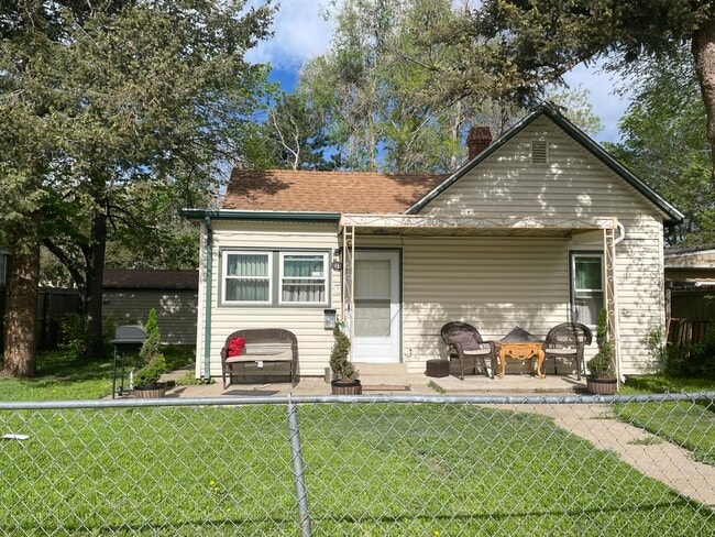 Primary Photo - Two Bedroom Single Family Home With Detach...