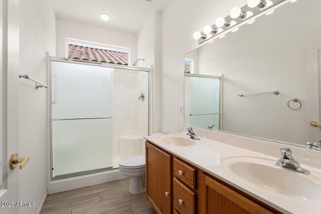 Building Photo - 16115 W Acacia Ct