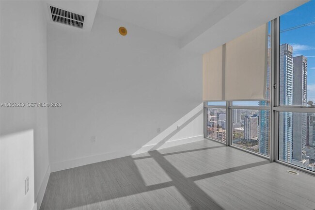 Building Photo - 1100 Biscayne Blvd