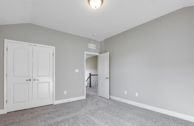 Building Photo - Gorgeous Newer Construction Home!