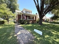 Building Photo - 3101 Teal Ave