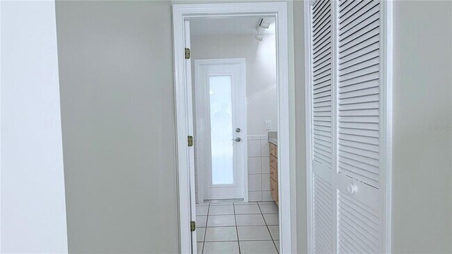 Building Photo - 11803 Classic Lake Way