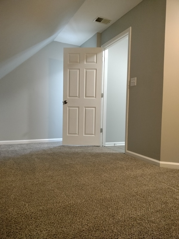 Building Photo - 8320 S Muskegon Ave