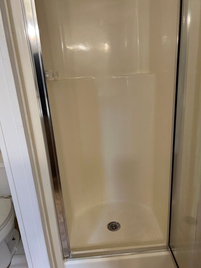 Building Photo - 3 bed/2 bath Country Home