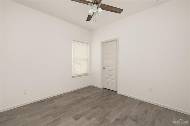 Building Photo - 2713 East Hayes Avenue