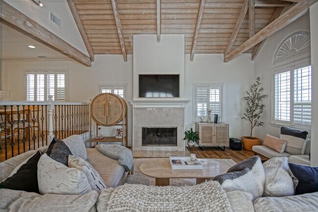 Building Photo - BEAUTIFULLY REMODELED, HIGH-END REDONDO HILLS HOME W/ AMAZING GREAT ROOM LIVING SPACE, 2 BALCONIE...
