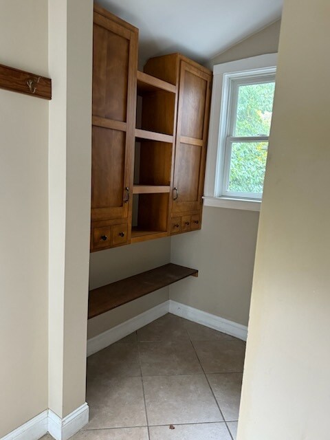 Building Photo - 106 Rockland St