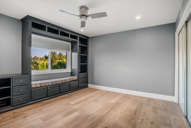 Building Photo - PRIVATE AND TRANQUIL COMPLETELY RENOVATED ...