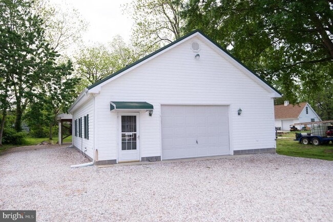 Building Photo - 110 Middle St