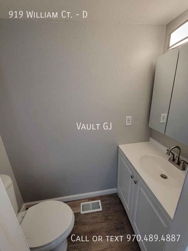 Building Photo - 919 William Ct