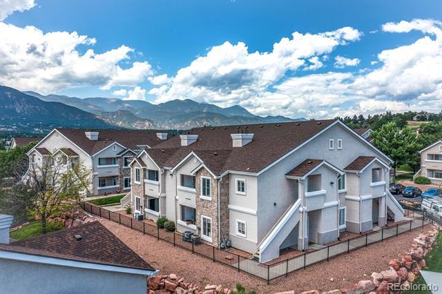 Building Photo - 3875 Strawberry Field Grove