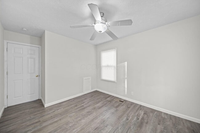 Building Photo - 746 Lancaster Ave