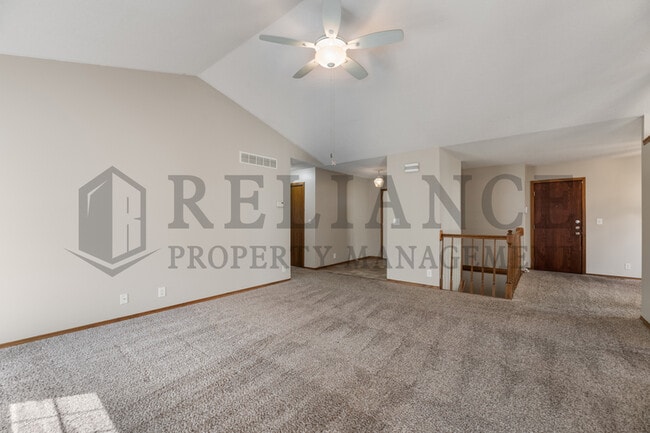 Building Photo - 3826 N Cranberry St
