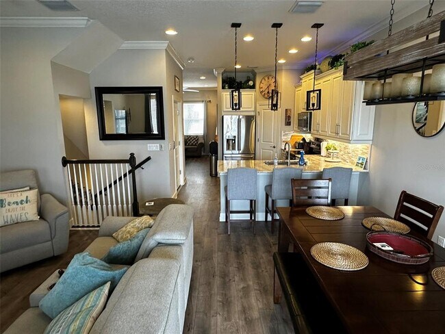 Building Photo - 6072 Moorings Dr S