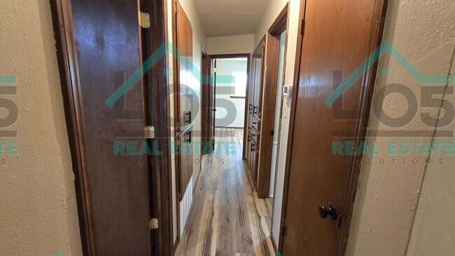 Building Photo - 3 Bed Rental in Norman