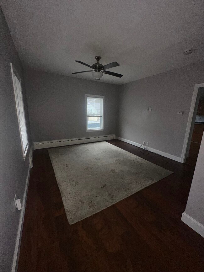 Building Photo - 161 Van Buren St