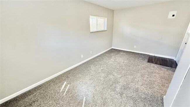 FullSizeRender (1) 9 - 1495 Balsam