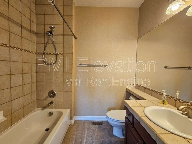 Building Photo - 16448 E Orchard Pl