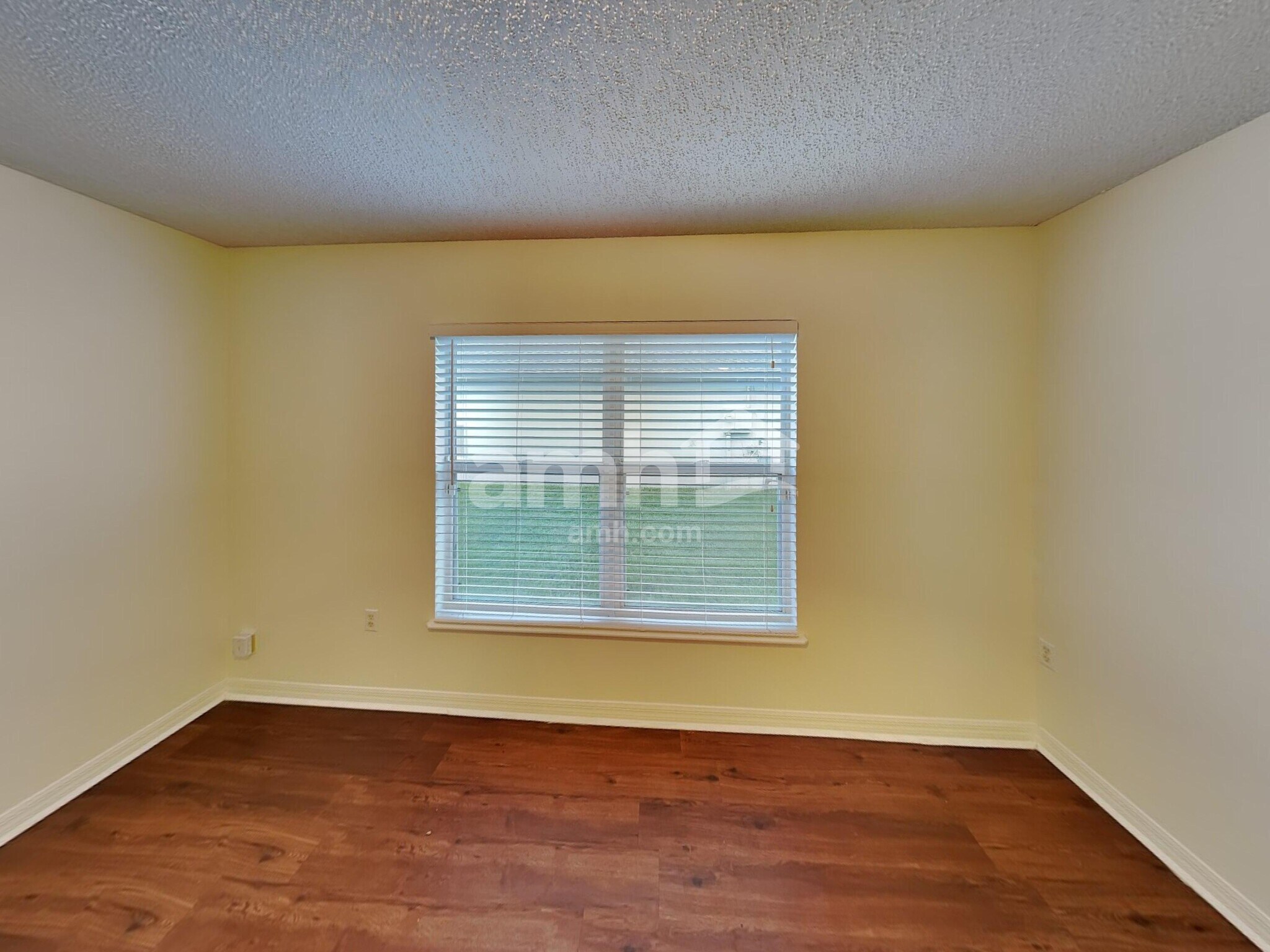 Building Photo - 5523 Ashleigh Park Dr