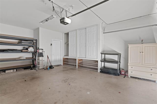 Building Photo - 1309 Greenway Park Dr