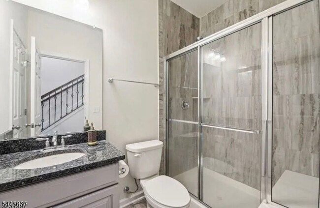Building Photo - 4 Braeburn Ct