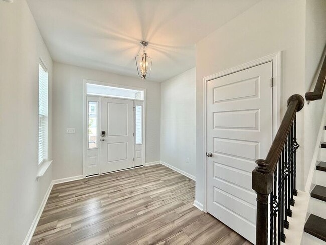 Building Photo - 150 Cherry Blossom Ct
