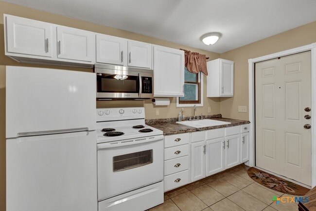 Building Photo - 1630 Katy St