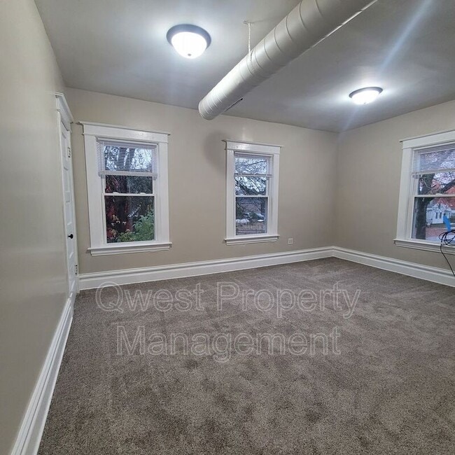 Building Photo - 46 National Ave SW