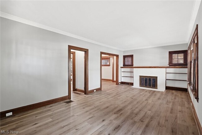 Building Photo - 1539 Elbur Ave