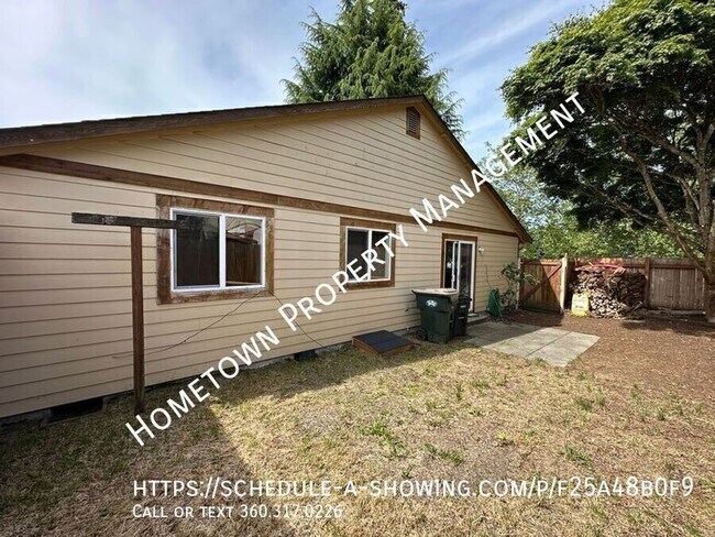 Building Photo - 717 Lucerne Ln SE