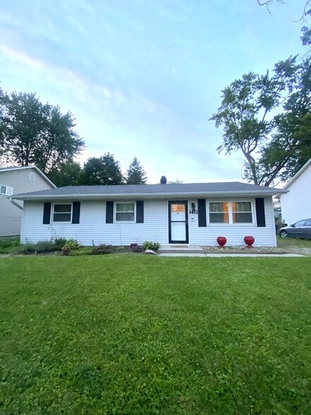 Front Yard - 1411 Melbourne Dr