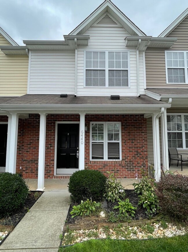Building Photo - 6440 Coral Vine Way