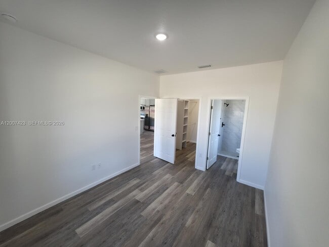 Building Photo - 14659 SW 22nd Pl