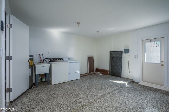 Building Photo - 618 Santa Margerita Ln