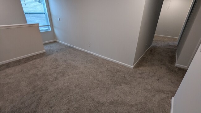 Building Photo - 497 Coconut Dr