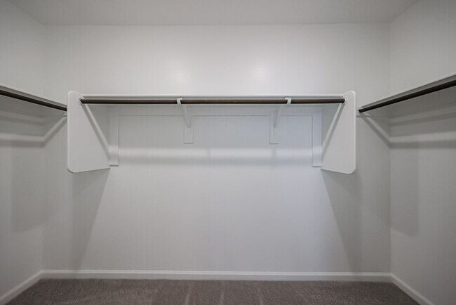 Building Photo - Brand New 5 Bedroom 2.5 Bath Home!